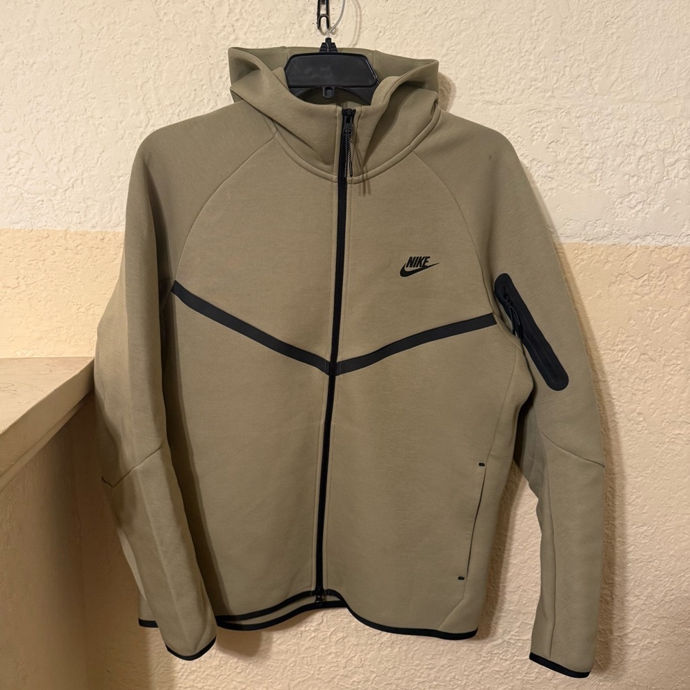 Nike tech fleece